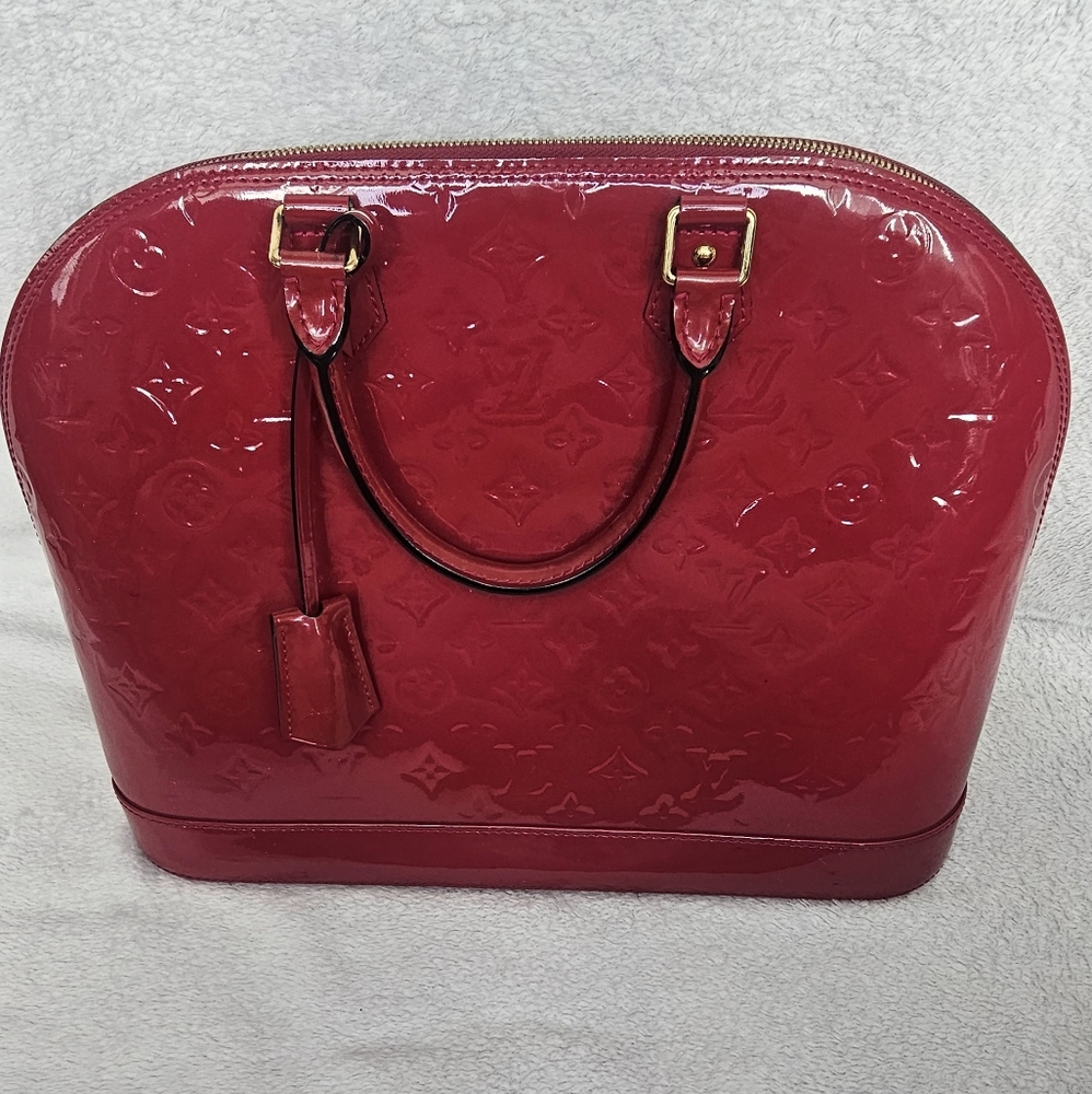 Louis Vuitton Red Vernis Alma